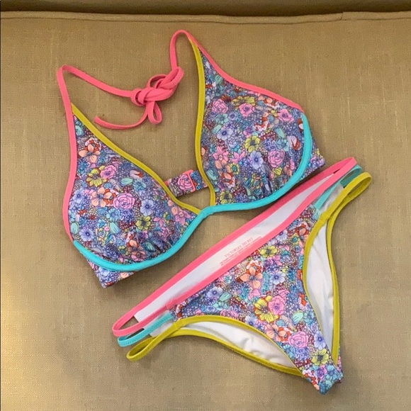 Victoria's Secret Other - VS floral bikini